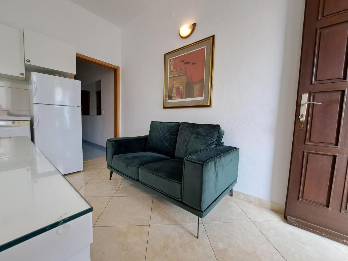 Apartments4You Supetar-The Best And Most Popular Apartments For Discovering The Island - Free Parking - 200 Meters From The Beach Номер фото