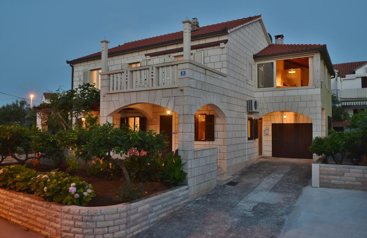 Apartments4You Supetar-The Best And Most Popular Apartments For Discovering The Island - Free Parking - 200 Meters From The Beach Экстерьер фото